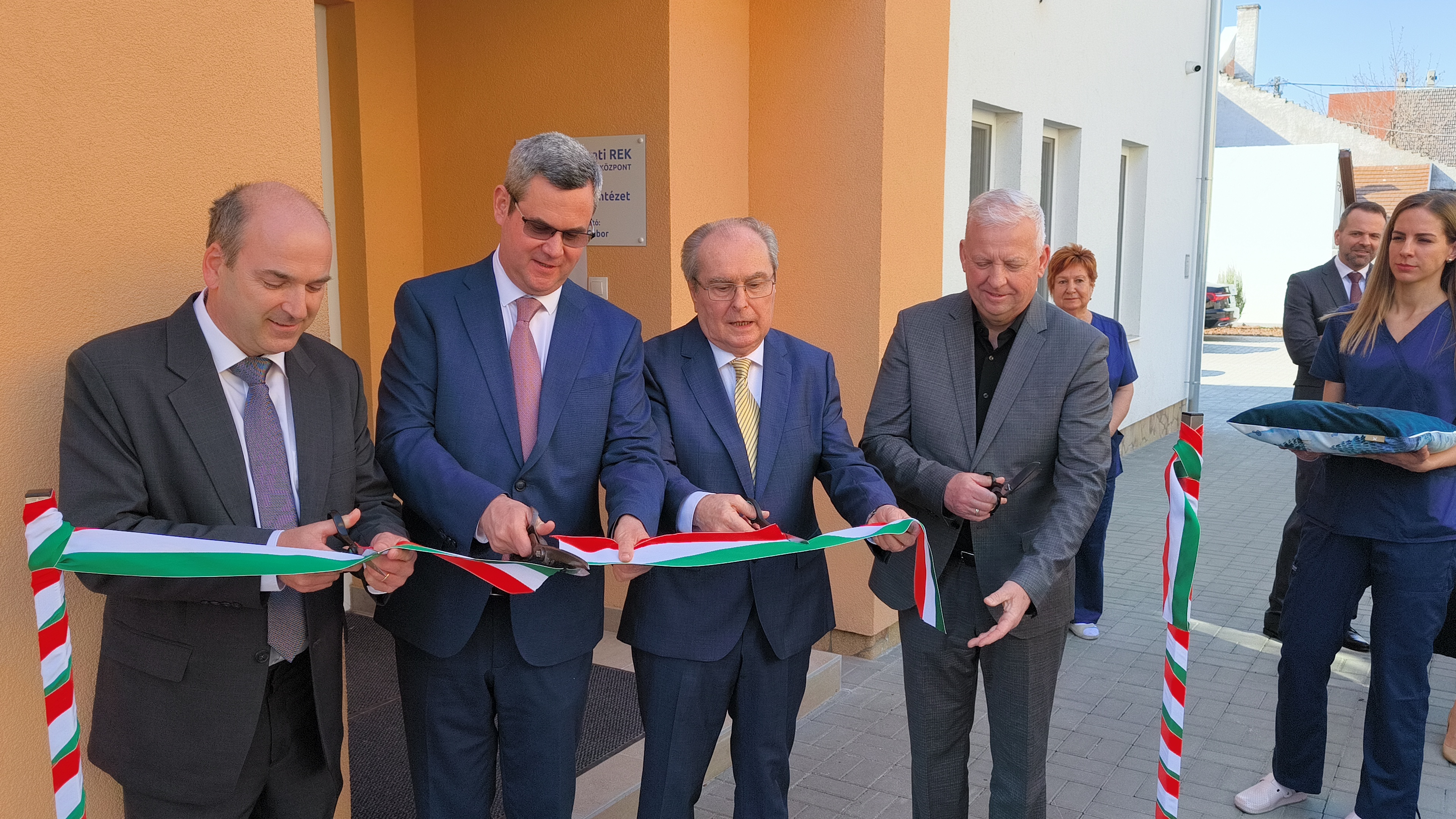 Átadták a Dunamenti REK Pesterzsébeti Intézet új épületszárnyát