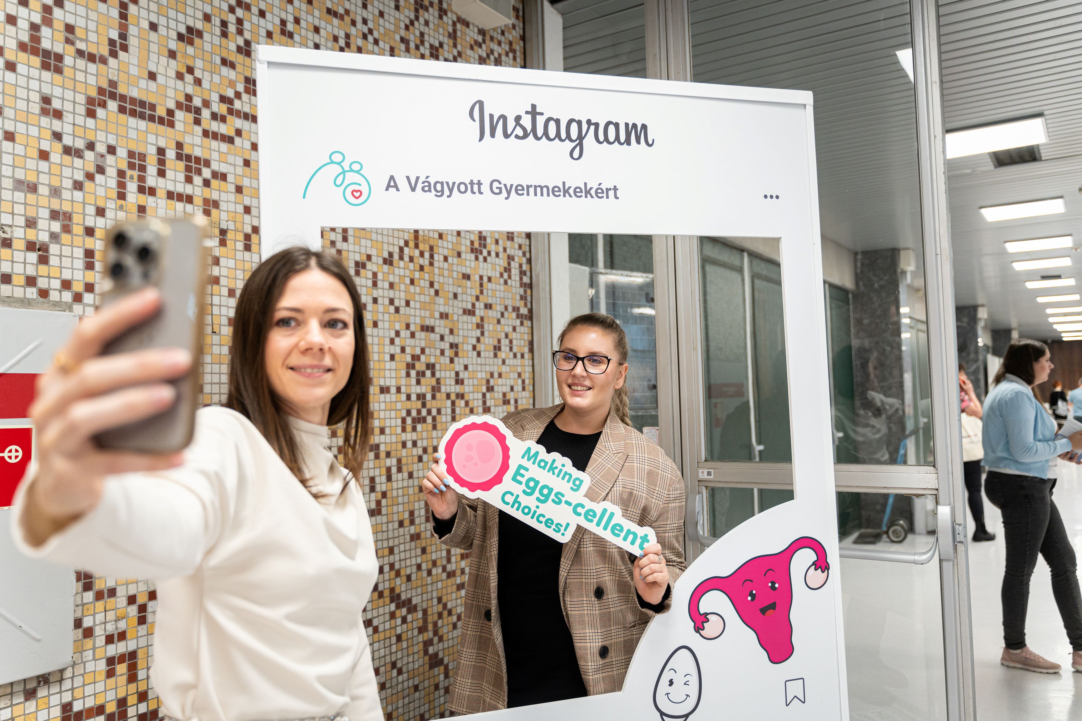 Képes beszámoló a 36. Védőnő-Szülésznő-Gyermekápoló Továbbképző Konferenciáról, amelyen a Humánreprodukciós Igazgatóság is részt vett